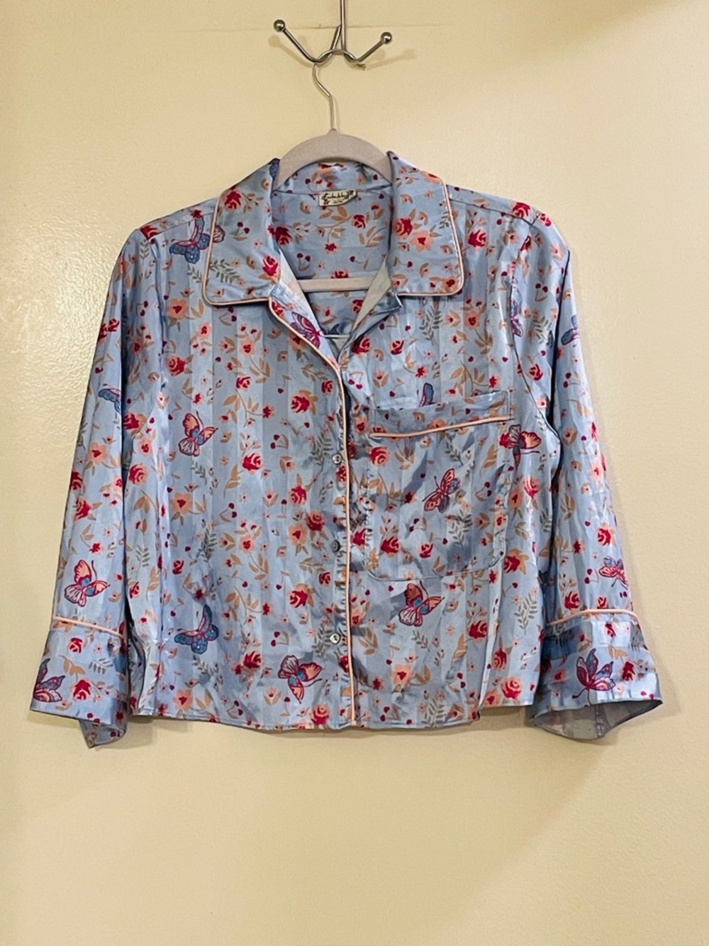 INTIMATELY by FREE PEOPLE NWOT Pillow Talk Satin Short Crop Pajamas Set in Blue - Picture 2 of 9